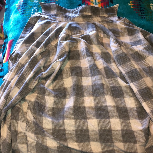 Flannel bundle - Picture 3 of 6
